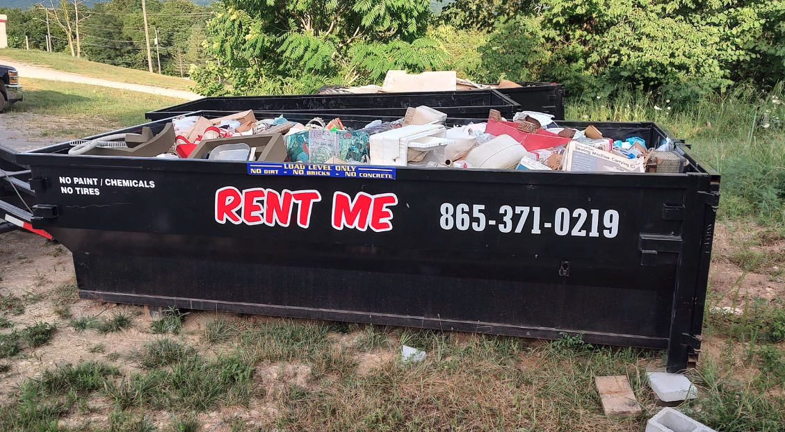 13-Yard Dumpster for Home Renovation Debris in Granger County